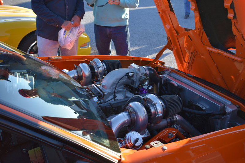 Illustration for article titled Car Show Season...